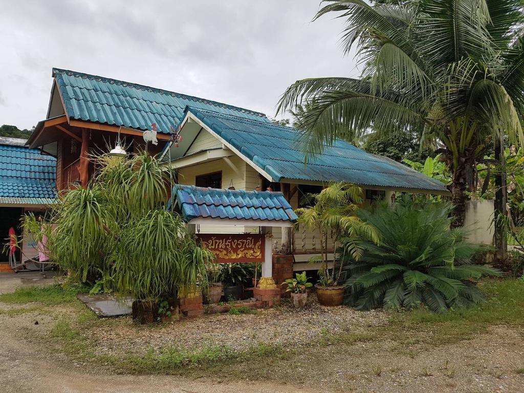 Baan Roongranee Hotel Phang Nga Buitenkant foto